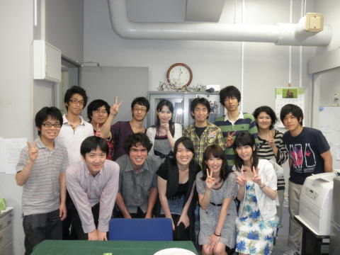 Farewell Party for English TAs, June 2010 2010年6月、英語TAの送別会