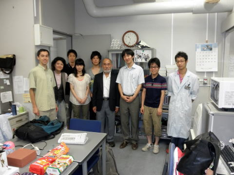 Prof. Ngo Le-Van (Vietonam National University), August 2010 2010年8月、Ngo先生（ベトナム国立大学）